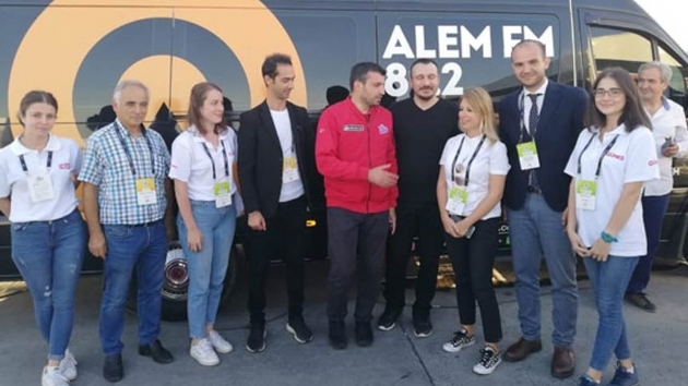 Seluk Bayraktar, Alem FM'e konuk oldu