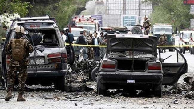Afganistan'da NATO konvoyuna bombal saldr