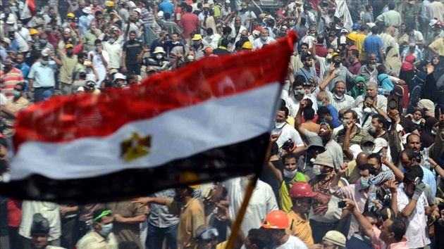 Msr'da 'Tahrir Meydan' etiketine byk ilgi: 1 milyonu at