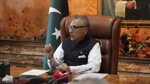 Pakistan Cumhurbakan Alvi: Eer bize ynelik bir saldr olursa, iddetli bir ekilde karlk veririz