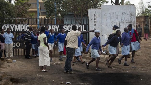 Kenya'da okul dersliinin kmesi sonucu 7 renci ld