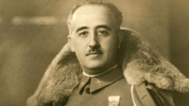 spanya'da diktatr Franco'nun mezar einin yanna tanacak