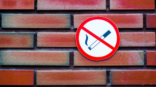 Hollanda'da restoran ve kafelerde sigara tamamen yasakland       