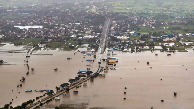 Hindistan'n kuzeyinde meydana gelen sel felaketinde 40'tan fazla kii ld