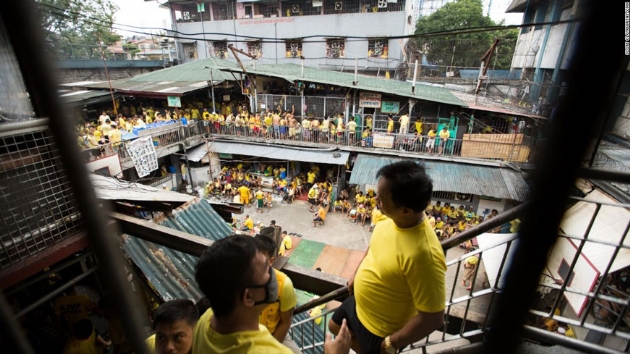 Filipinler'de cezaevinde kan kavgada 2 kii ld, onlarca yaral var