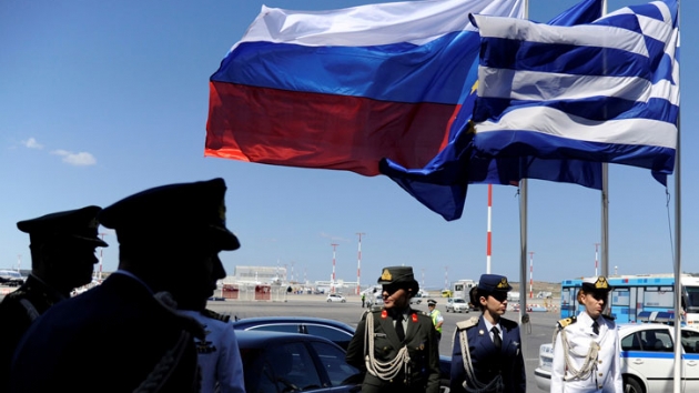 Rus askeri uzmanlar Ekim aynda Yunanistandaki askeri tesisleri denetleyecek
