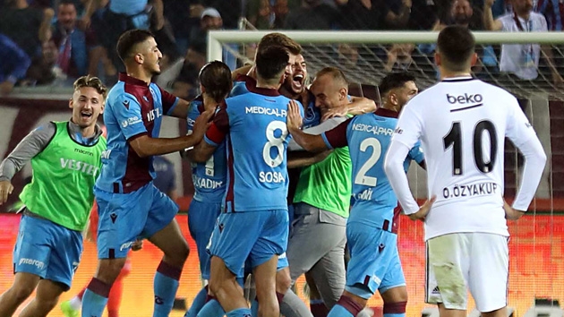 Trabzon yerel basnndan Beikta ma yorumu: Trabzonspor, Akyaz Stad'nda Beikta' ezdi