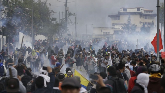 Protestolarn yaand Ekvador'da hkmet yerlilere anlama teklif etti