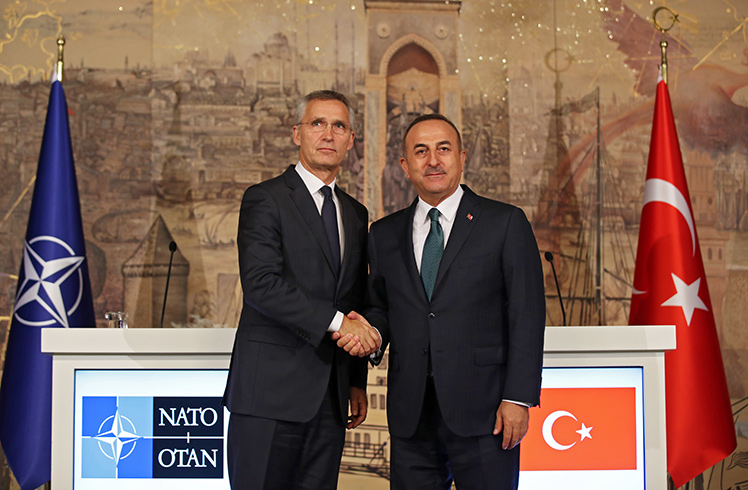 Bakan �avu�o�lu, NATO Sekreteri ile g�r��t�