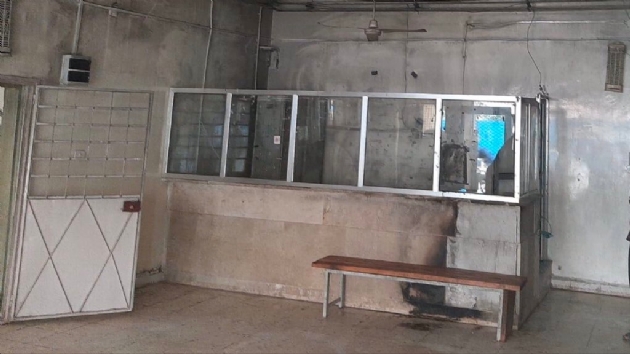PKK'l terristler Tel Abyad Hastanesi'nin malzemelerini yakm