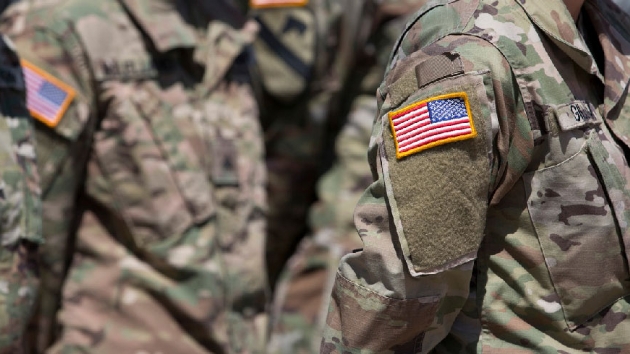 Mark Esper: Suriye'den ekilen Amerikan askerleri Irak'a gidecek 