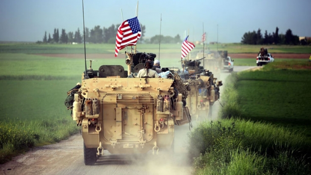 ABD askerleri, Aynel Arab'n gneyindeki hava ssnden de ayrld