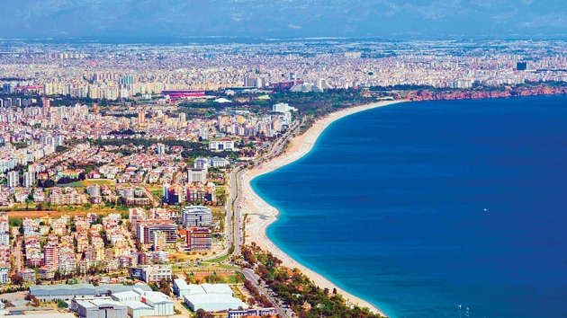 Tatil yapan yabanc Antalyaya yerleti