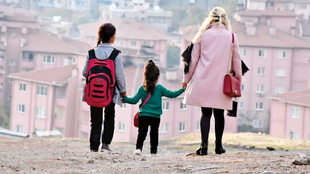 Bize de Gel retmenim