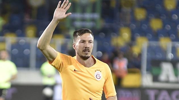 Martin Linnes antrenmanlarda sergiledii performansla teknik heyetten tam not ald