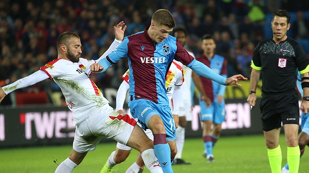 Trabzonspor-Gztepe mandaki VAR odasnda skandal iddia!