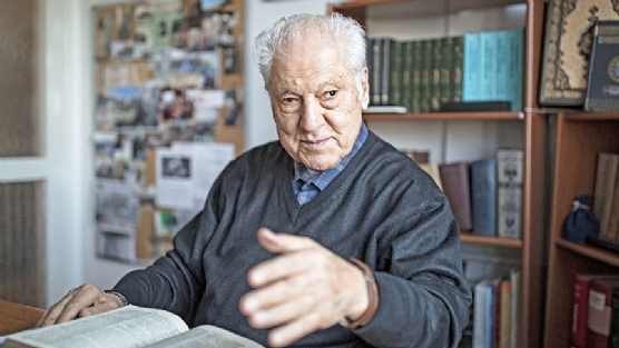 Nuri Pakdil’in ardından yüzümüze karşı...