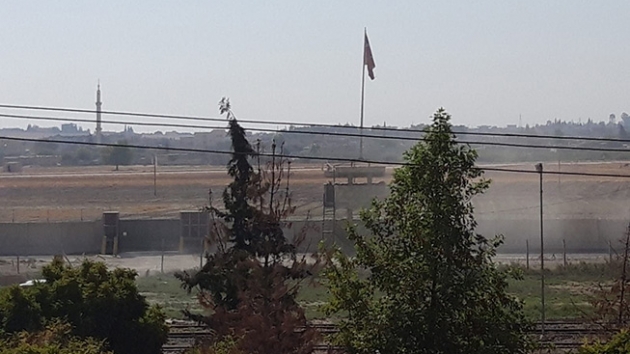 Tel Abyad'n Trkiye snrndaki patlayclar imha ediliyor