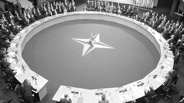 NATO Trkiyeyi yelikten karabilir mi?