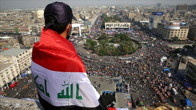 Irak'ta gstericiler hkmetin istifasn ve bakanlk sistemine geilmesini istiyor