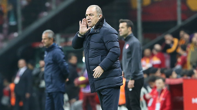 Fatih Terim'den motivasyon konumas: nanmayan varsa hemen kp gitsin