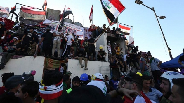 Sistani'nin hkmete ars sonras Badatllar Tahrir Meydan'na akn etti