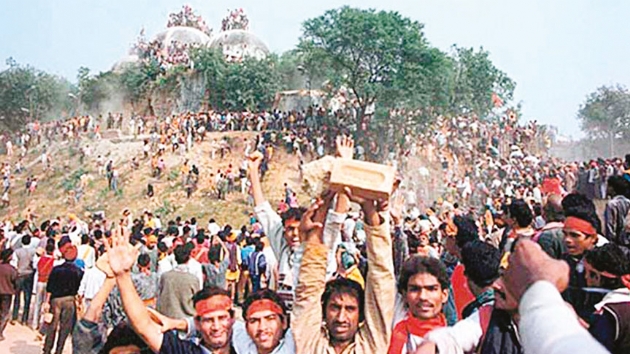 Hindular camiyi ykt, Yksek Mahkeme araziye kt