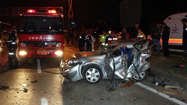 Sakarya'daki kazada ayn aileden 3 kii hayatn kaybetti
