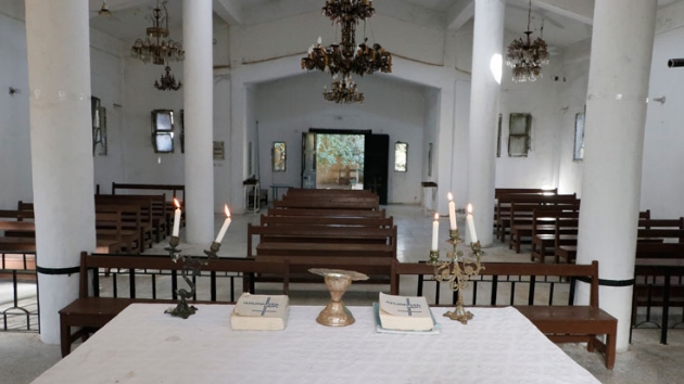 Trkiye'nin onard Tel Abyad'daki Ermeni Kilisesi ibadete ald