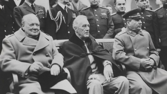 Silah Arkadaşları: Churchill ve Stalin ittifakı hakkında bilinmeyenleri anlattılar