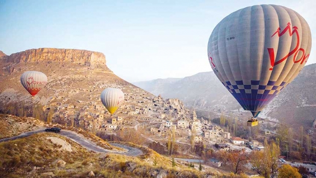 Balonlar Trkiyeye yaylyor! Kayseri semalar da renklendi