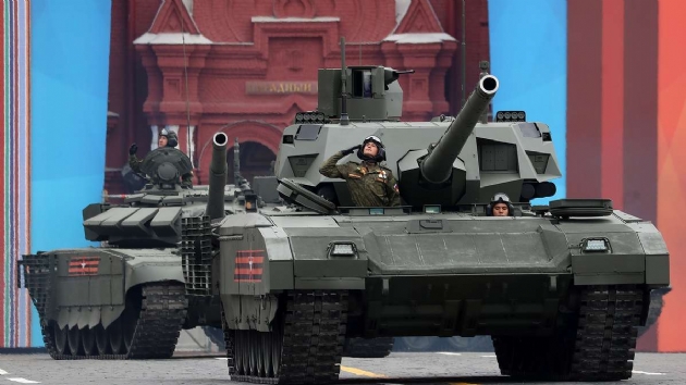 'Dnyada benzeri bulunmayan' yeni nesil T-14 Armata tanklarnn ilk partisi retildi
