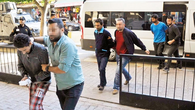 DEAޒl kardeler Adanada tutukland