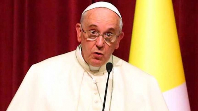Papa'ya yakn piskopos hakknda taciz sulamasyla uluslararas yakalama talebi