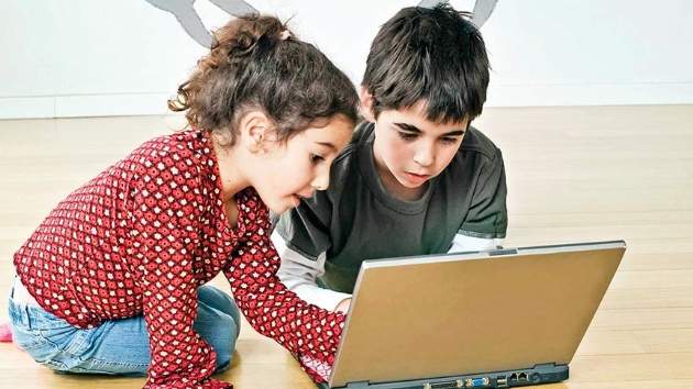 'ocuk ilgiyle byr, internetle deil'