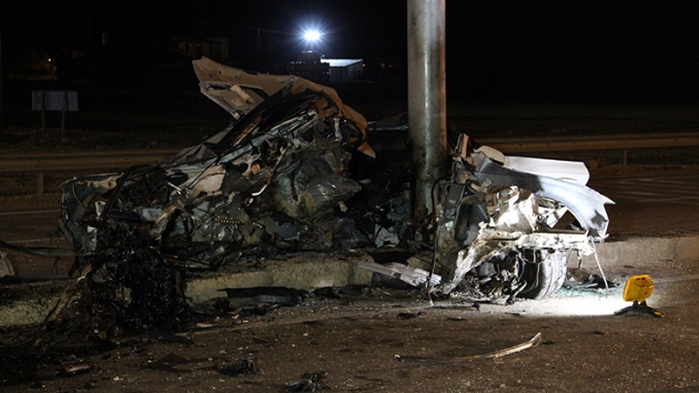 Otomobil yn levhasna arpt: 1 l