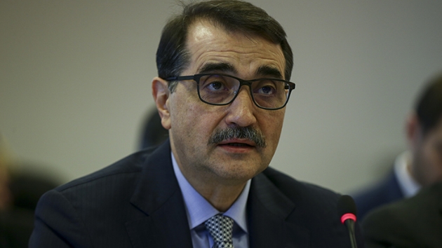 Bakan Dnmez: Yl sonunda toplam 40 yerleim yerine doal gaz arzn tamamlam olacaz