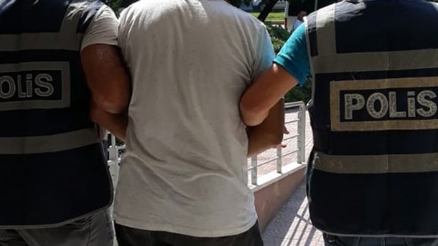 Zeytinburnu'nda 4 evden hrszlk yapan pheli tutukland 