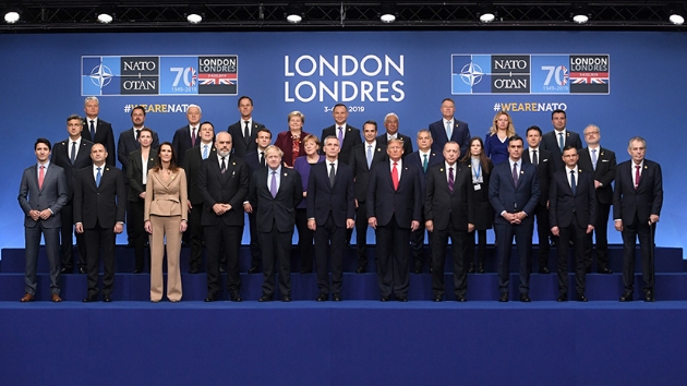 NATO Liderler Zirvesi Londra'da balad