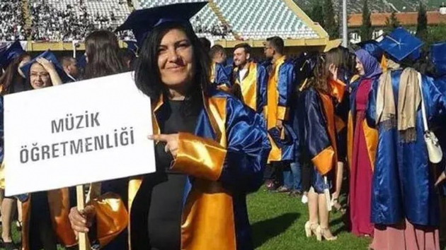 Temizlik iisi olarak girdii niversiteden mzik retmeni olarak mezun oldu