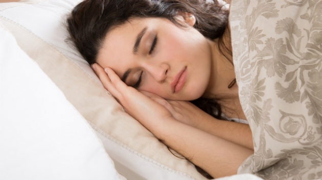 Geceleri 9 saatten fazla uyumak fel riskini artrabilir