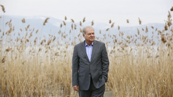 Bir muhacir köyünü çiçeklerinden tanırsın