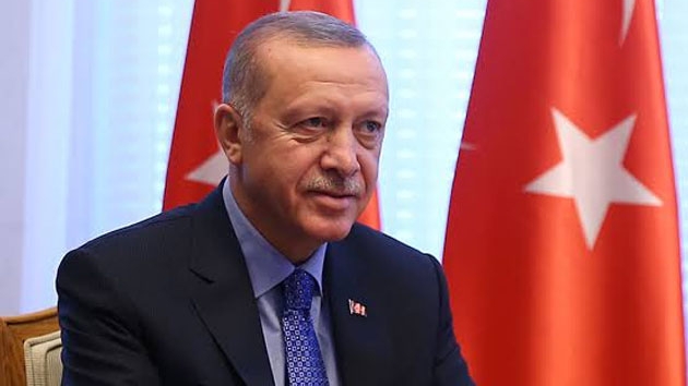 Cumhurbakan Erdoan: Larkin'e vatandalk verebiliriz