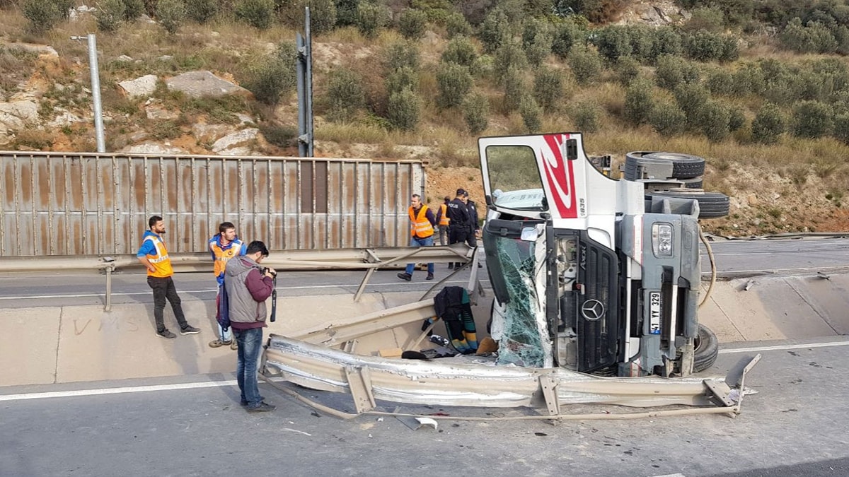 Kocaeli'de devrilen trn srcs ar yaraland