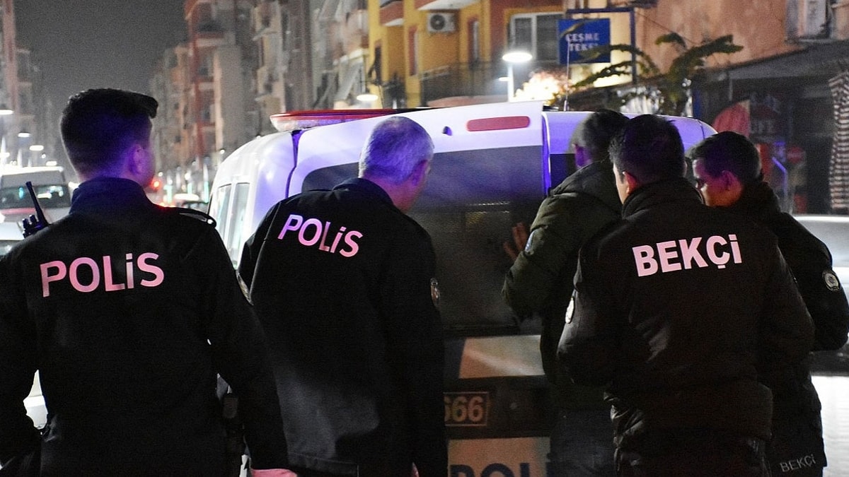 Ankarada dorse hrszlarna sust: 4 tutuklama  