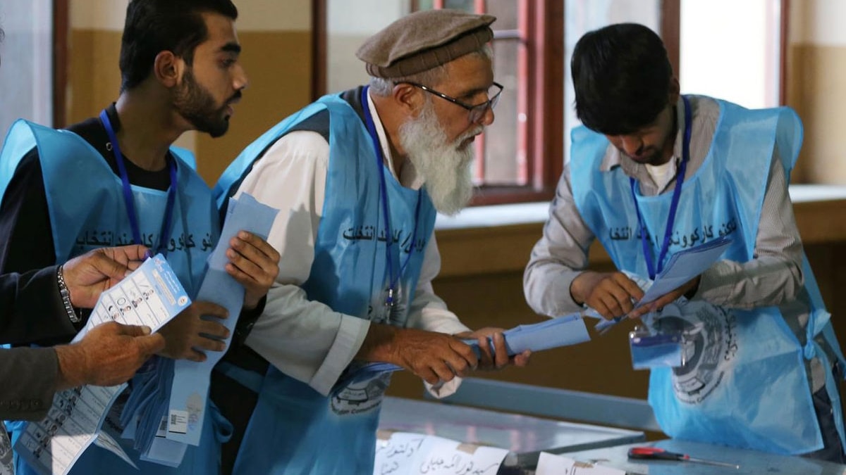 Afganistan'da kesin olmayan sonulara gre seimin galibi Eref Gani oldu