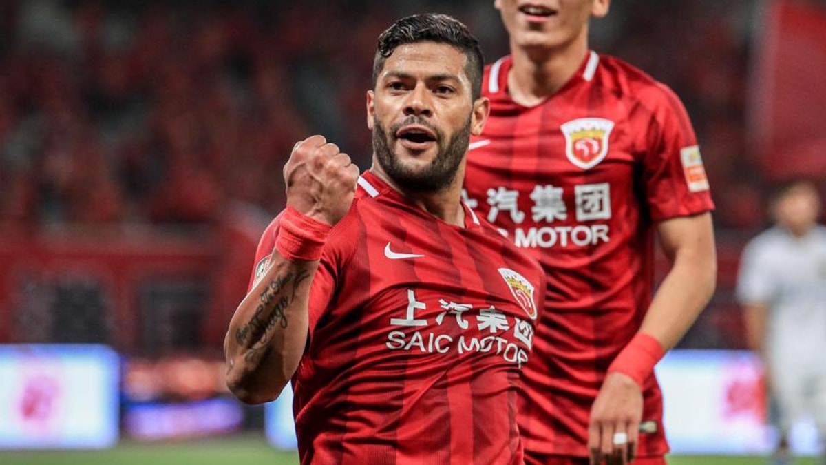 Hulk, Sper Lig devlerine gz krpt
