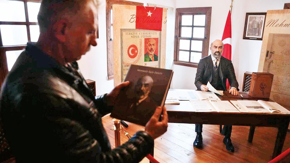 Akifin anlar Bayramite