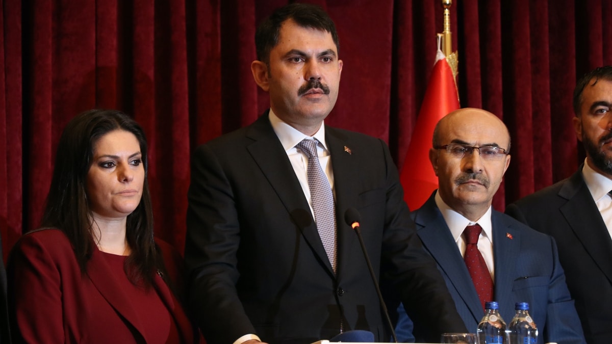 evre ve ehircilik Bakan Kurum'dan Adana'daki saanaa ilikin aklama