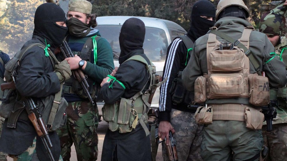 dlib'deki askeri muhalifler Esed rejiminden 7 ky geri ald